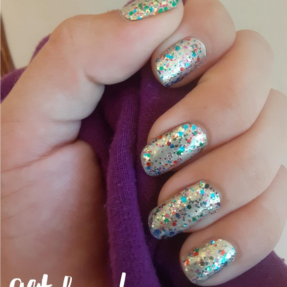 *Retired* Color Street: Glitzburgh | Gold Metallic Glitter Multicolor Sparkle - Picture 8 of 11